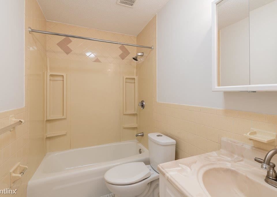 162 Summer St. #17 Somerville Shared Unit Photo 4
