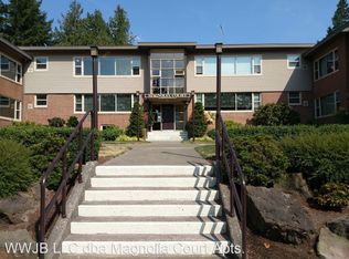 2520 32nd Ave W #211, Seattle, WA 98199