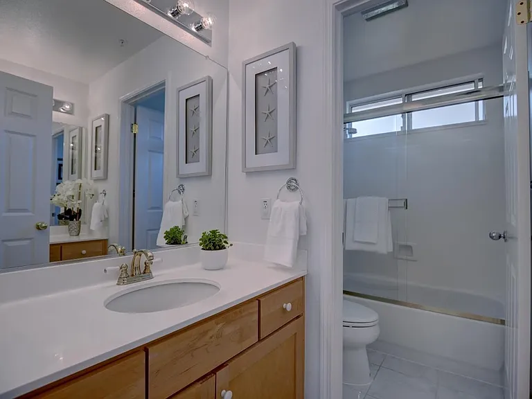 1567 Oak Point Ter — Photo 19