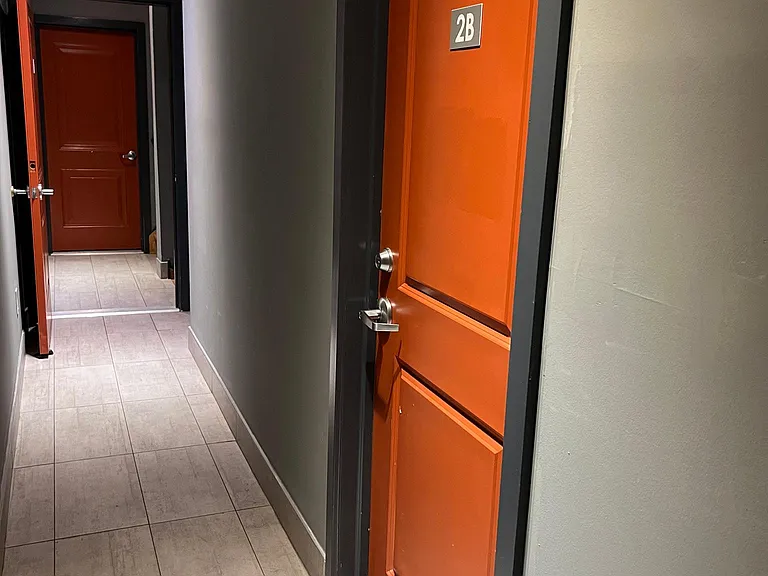 533 N Budd St #B2 — Photo 11