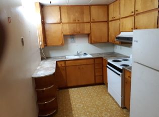 6 Allamakee St APT 206, Waukon, IA 52172