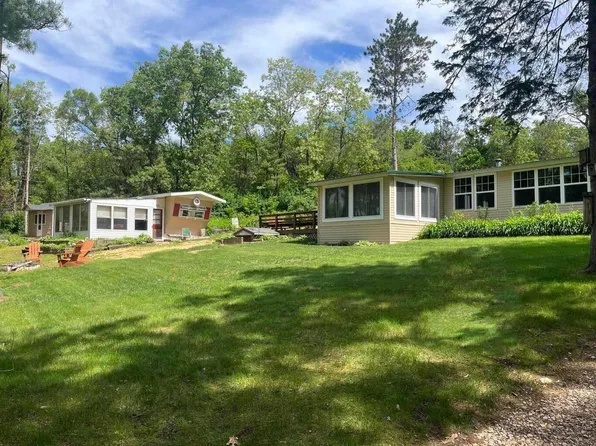 3262 North Parker Lake ROAD, Oxford, WI 53952