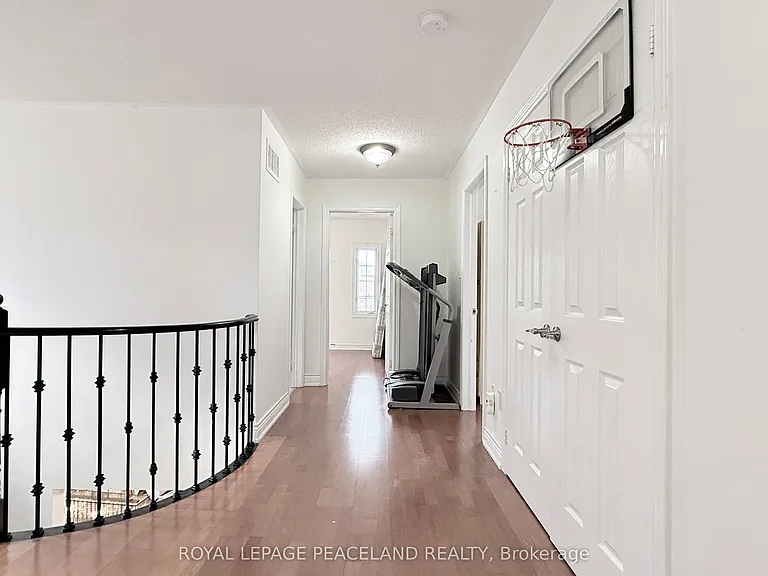 110 Annina Cres — Photo 12