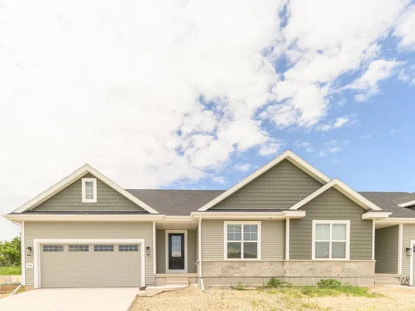 2226 Water's Edge Trail, Madison, WI 53718