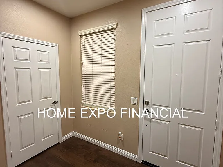 1456 Moonlight Dr — Photo 59