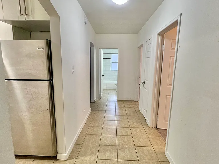1218 Fennell Ave E #3 — Photo 16