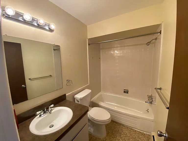 4905 Briarwood Ave — Photo 18