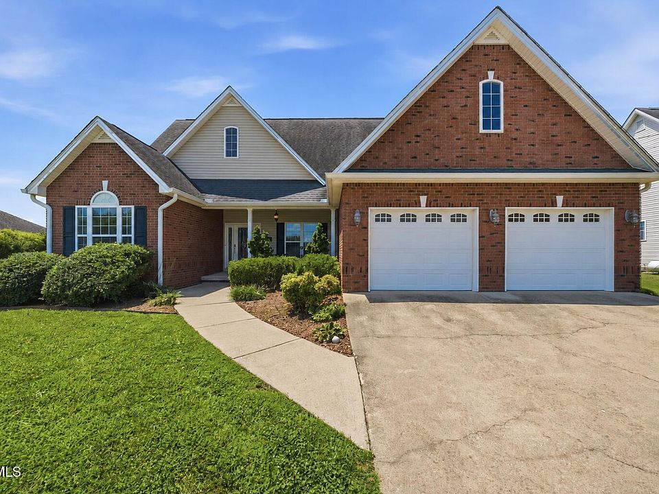 1st image of 123 Short Ln
