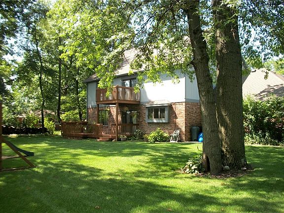 4th image of 57 Robinwood Dr
