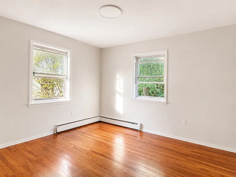 2 Arbor Pl #1 — Photo 7