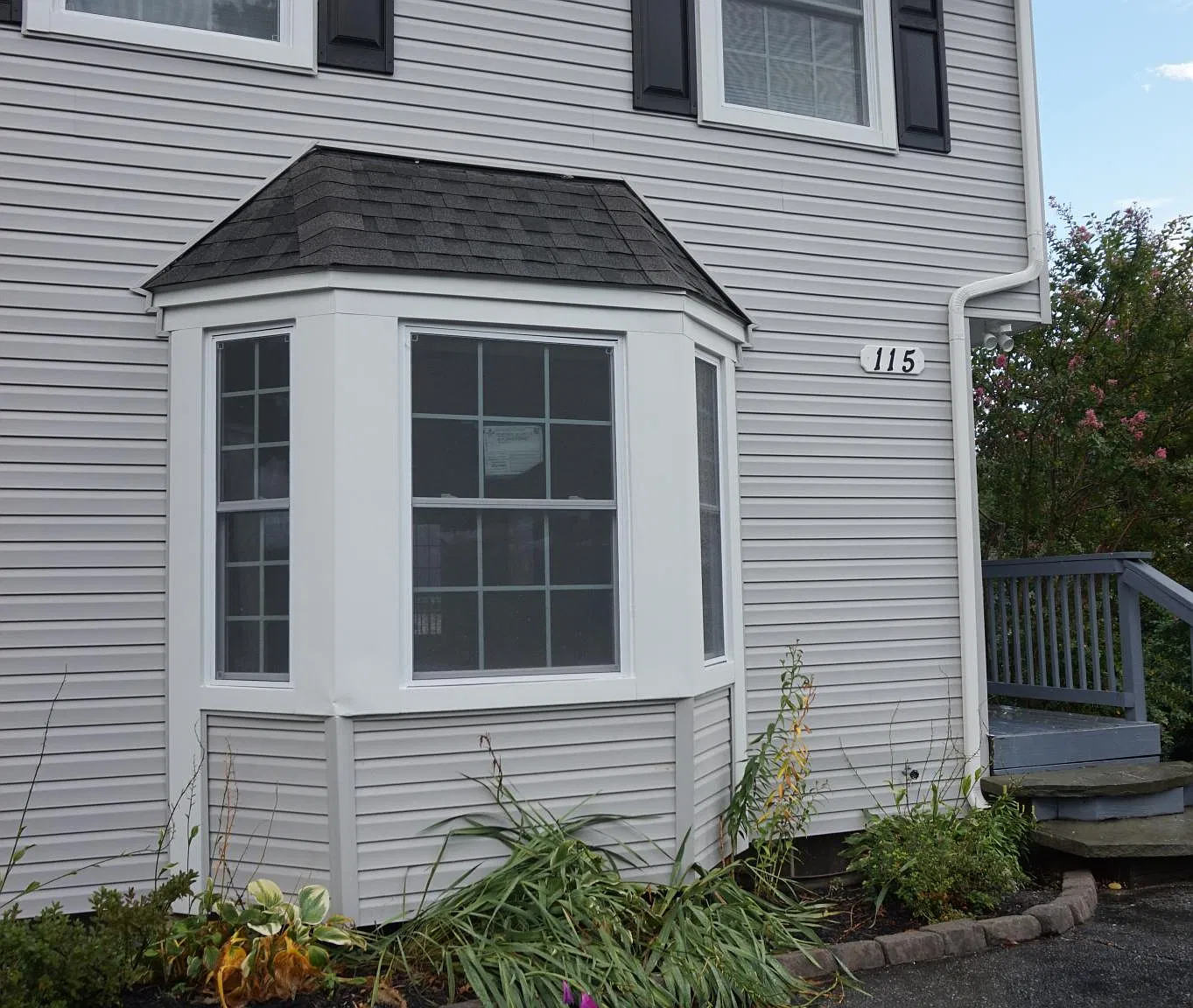3 bed, 2.5 bath, 1800 sqft, $2,450 — Photo 1