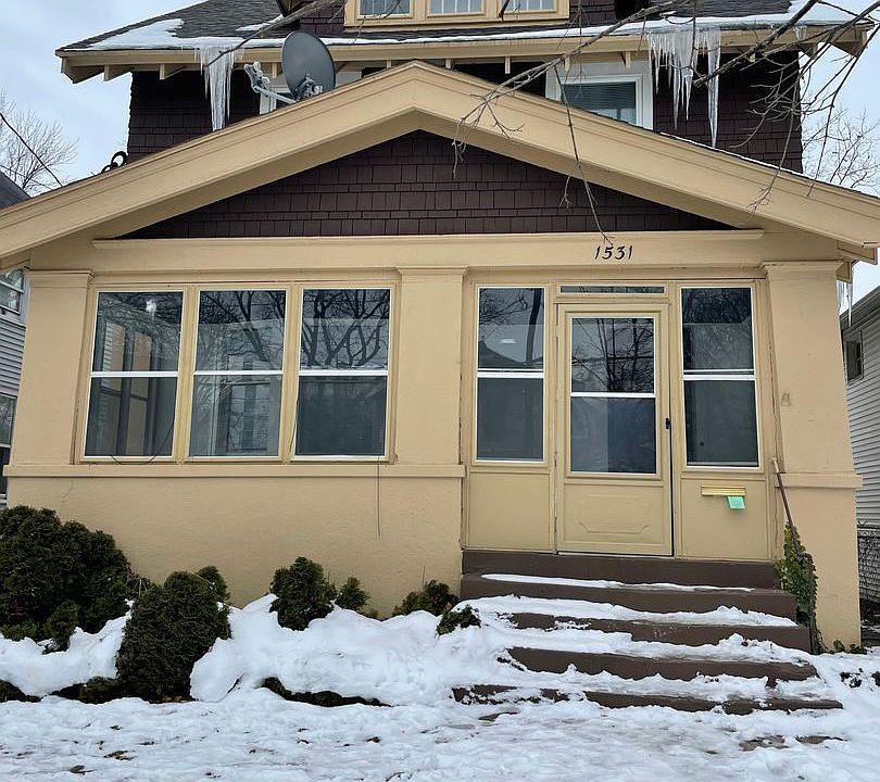1st image of 1531 Coit Ave NE