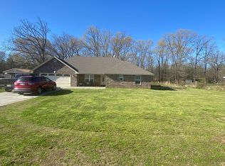 475572 E 1105th Rd, Muldrow, OK 74948
