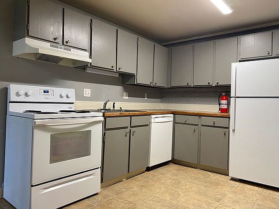 2nd image of 161 McClure Ave #2