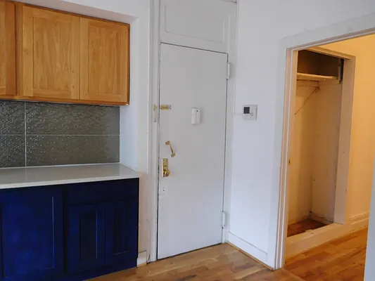 Rented by Abba Realty Associates INC | media 52