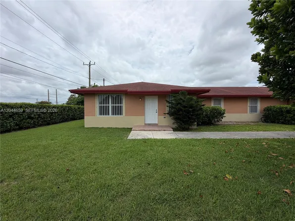 10530 SW 183rd St #2, Miami, FL 33157