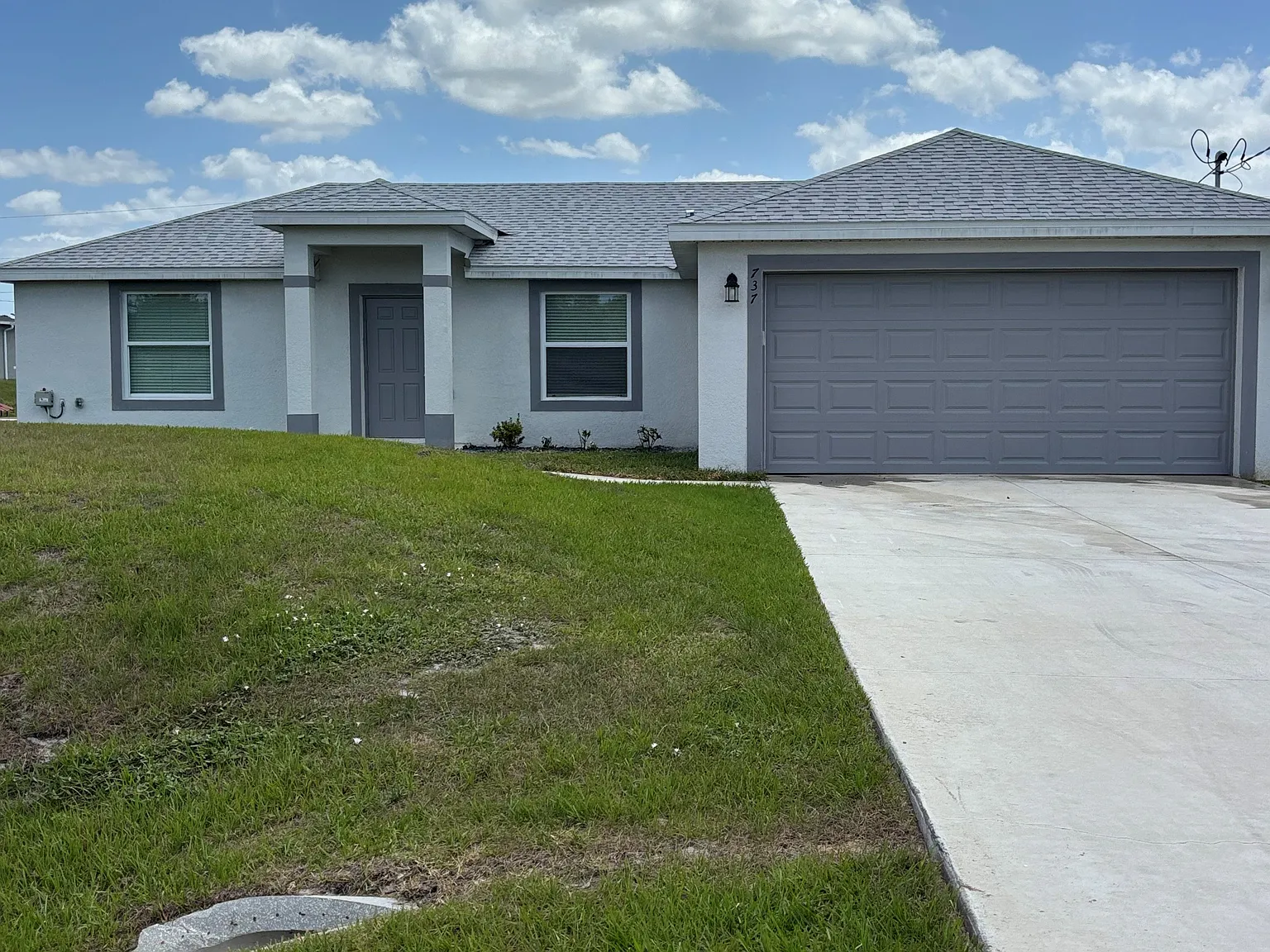 3 bed, 1265 sqft, $1,895 — Photo 2