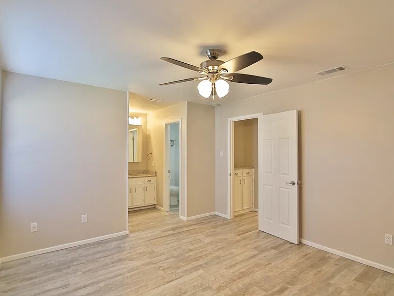 5417 Castle Rd — Photo 12
