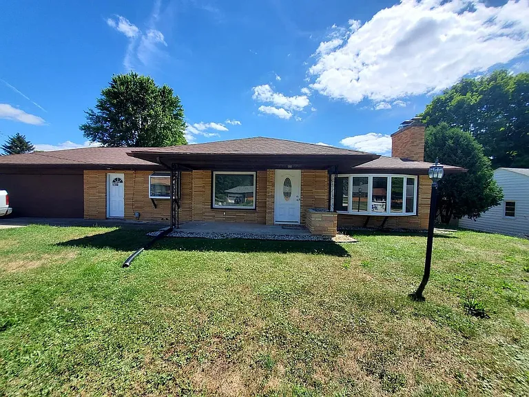 1700 Rondo St SE — Photo 1