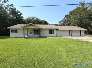 5061 Old Moulton Rd, Decatur, AL 35603