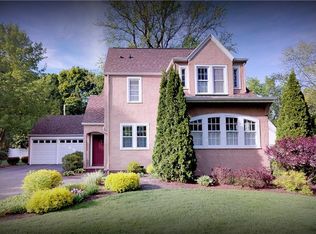 242 Warrington Dr, Rochester, NY 14618