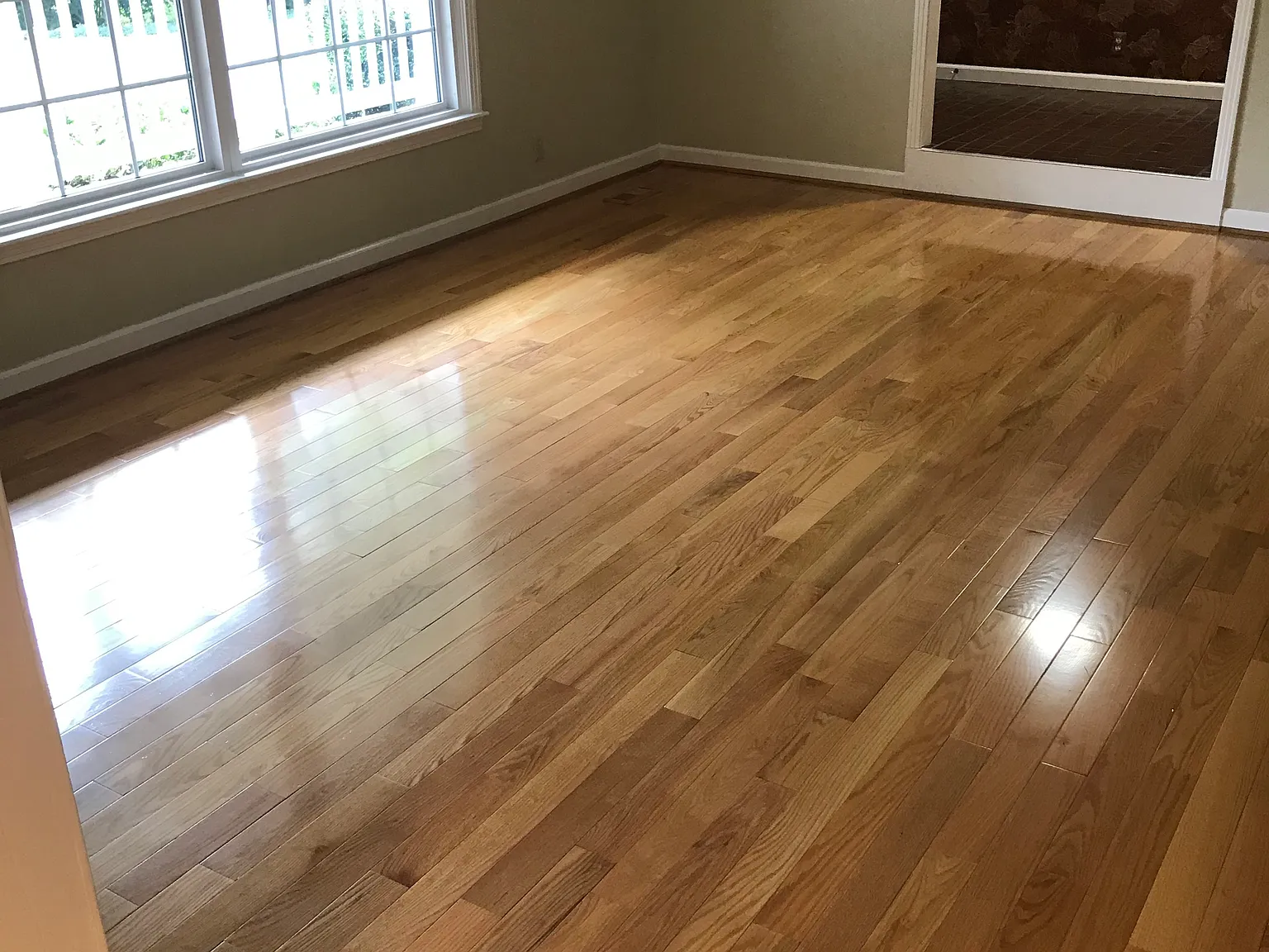4 bed, 2800 sqft, $3,500 — Photo 3