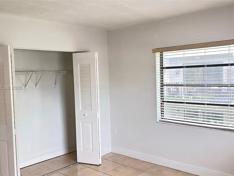 10421 N Kendall Dr #C201 — Photo 7