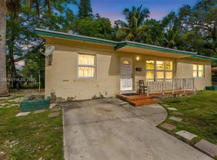 Inglewood Gardens, Miami, FL 33138