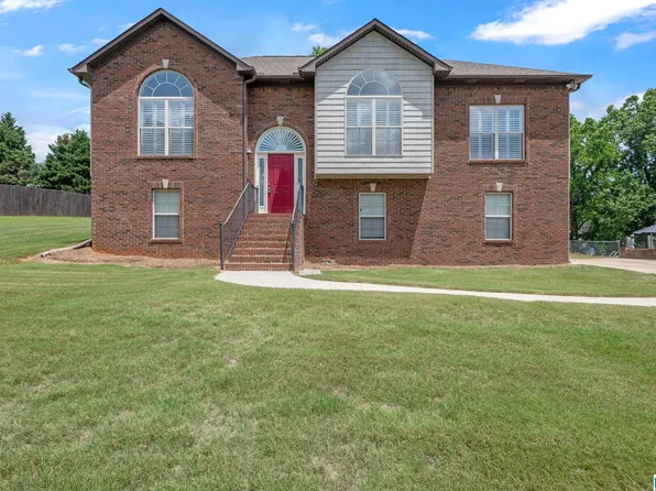 175 Orchard Cir, Hayden, AL 35079