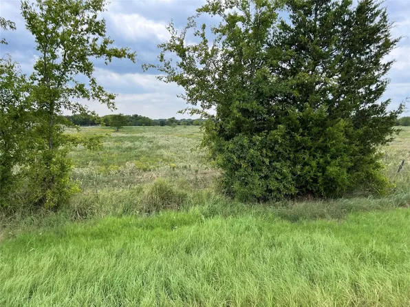 22 Fm 513, Campbell, TX 75422