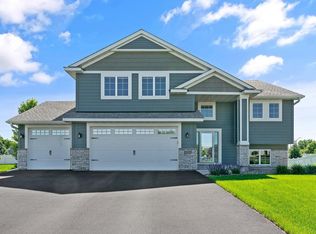 6949 94th St S, Cottage Grove, MN 55016