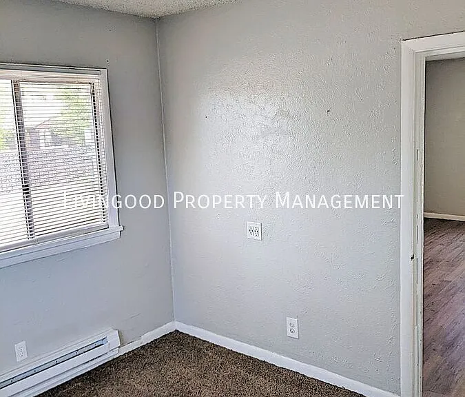 225 E Brookside St #16 — Photo 11