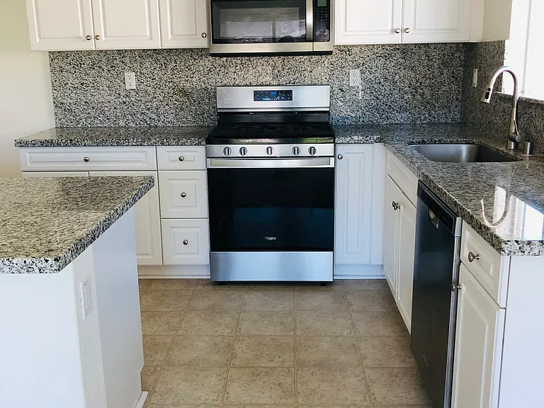 32273 Wild West Ct — Photo 6