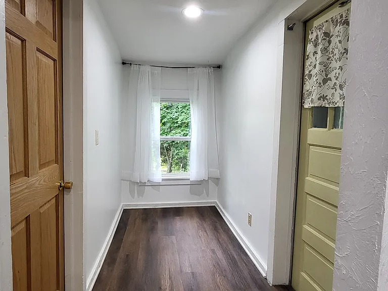 1322 Glendale Ave #1 — Photo 7