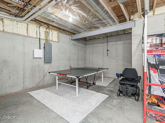 3rd image of 5612 La Charette Dr