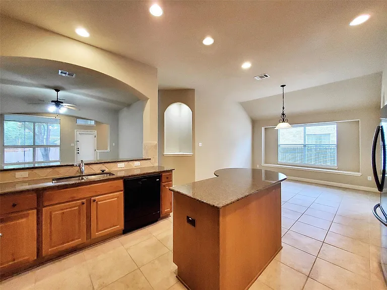 2506 Mancuso Bnd — Photo 16