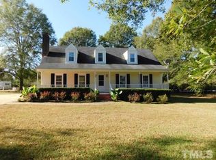 8100 Winsters Fax Ct, Zebulon, NC 27597