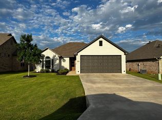 3208 McCoy Ln, Granbury, TX 76049