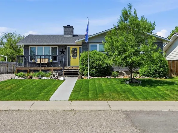 2406 S 26th St, Nanton, AB T0L 1R0