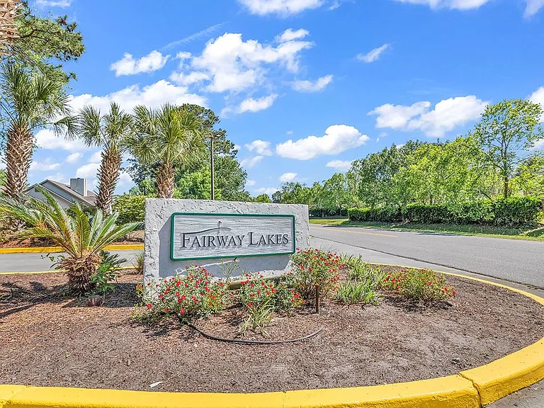4000 Fairway Lakes Dr — Photo 38