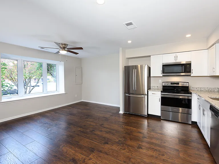 125 Conway Ct — Photo 6