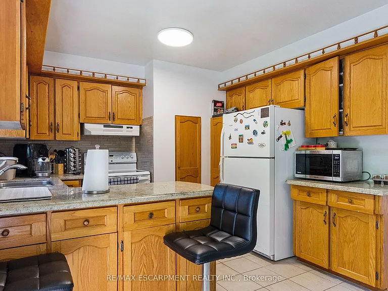 2506 Yarmouth Cres — Photo 13