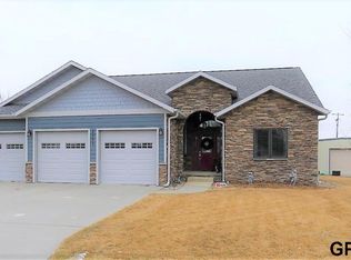 3071 Kozy Dr, Columbus, NE 68601