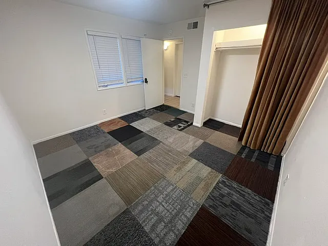521 W Montecito St #11