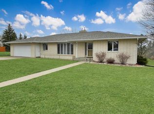 6721 27th Ave NW, Minot, ND 58703