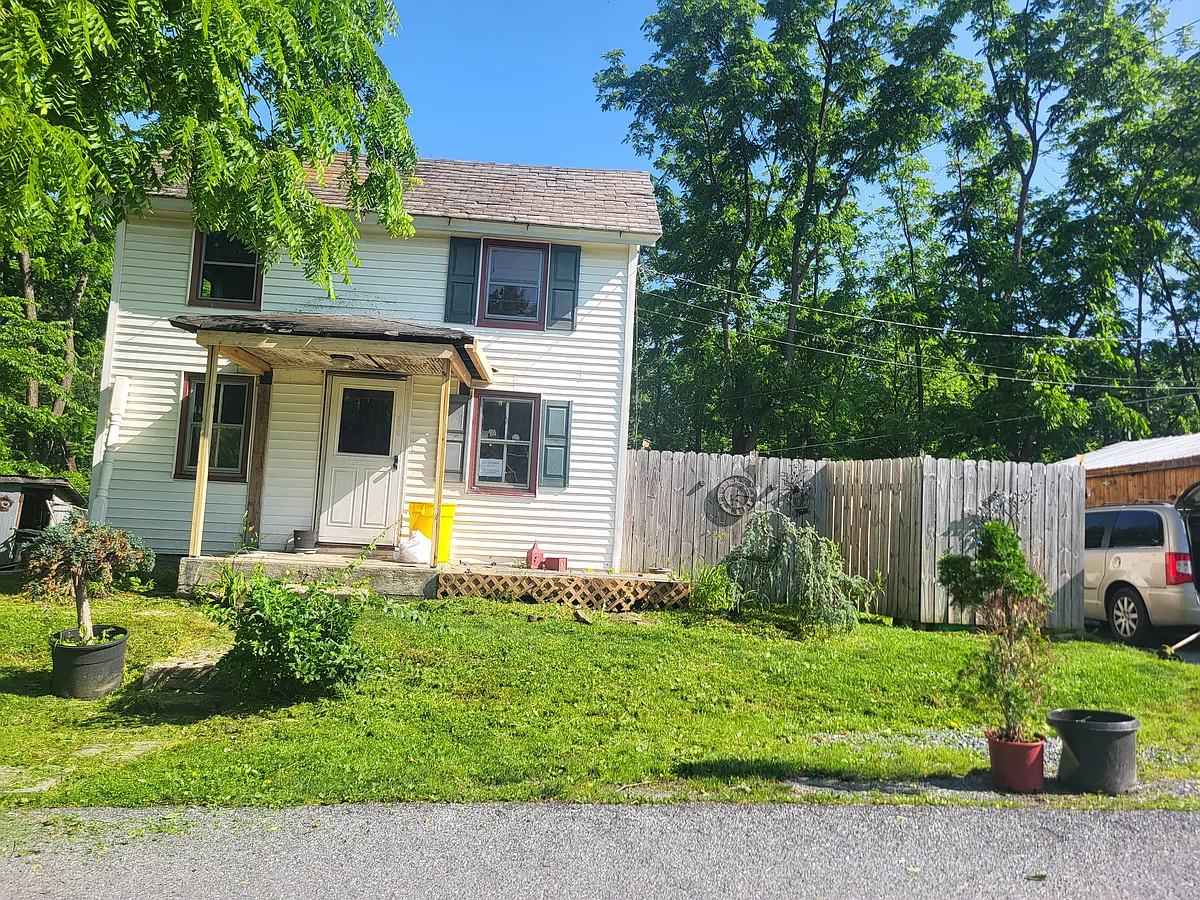 Building Photo - 3494 White Pine Dr