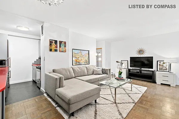 Sold by Compass | media 1