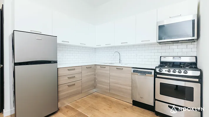 Rented by Nooklyn NYC LLC | media 41