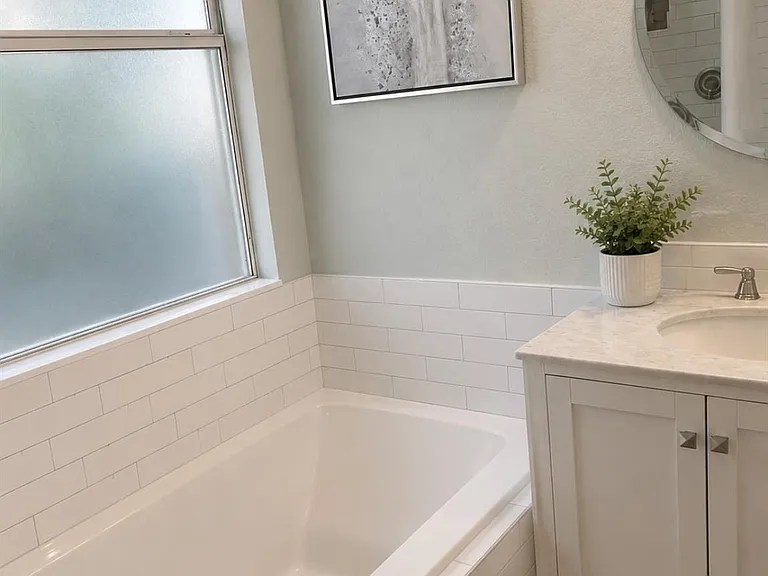 2304 Kristen Ln — Photo 11