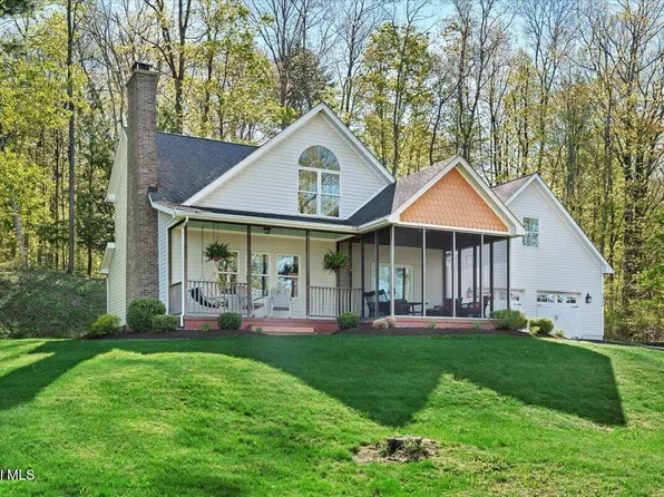 2412 New York 43, Averill Park, NY 12018